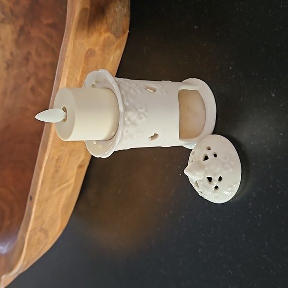 SKYE MCGHIE CREAM LACE pattern incense or tea candle holder - Picture 8 of 8